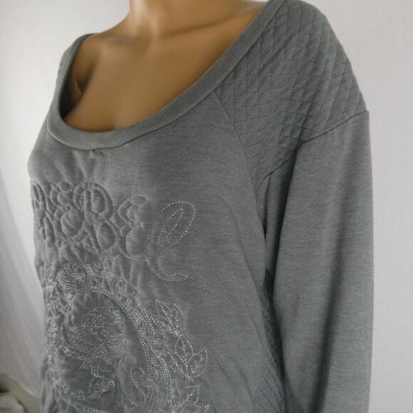 Torrid x Rebel Wilson Grey Pullover Scoop Neck Quilted Embroidered Sweater 2XL - Picture 4 of 12